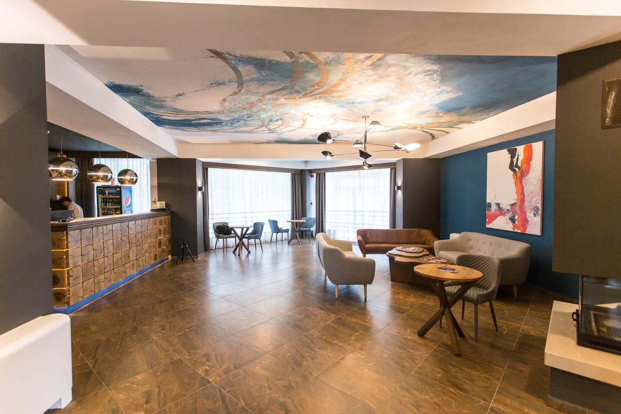 Panorama Boutique Hotel Сфинту-Ґеорґе Екстер'єр фото